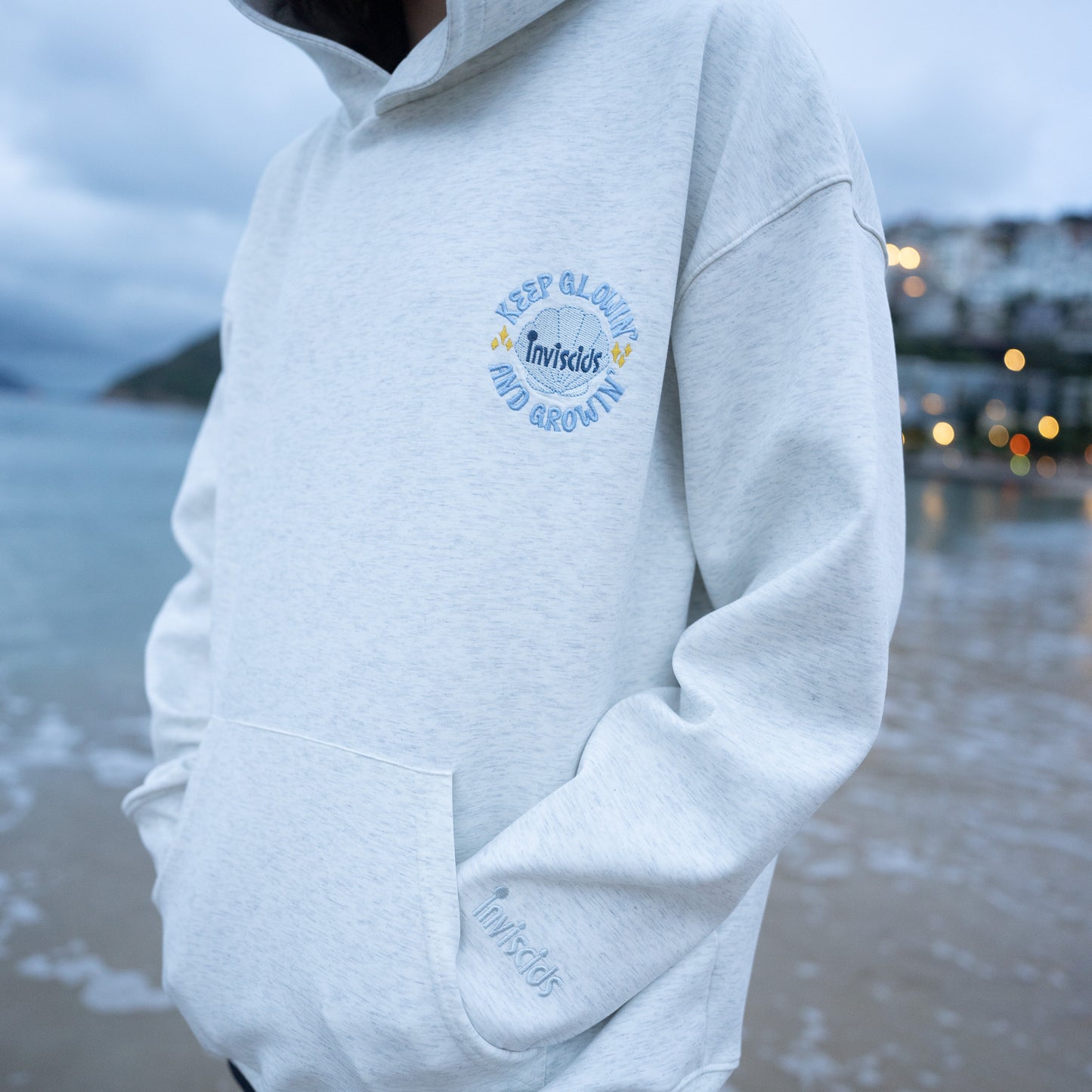 'THE BEST IS YET TO COME' Hoodie（Blue）